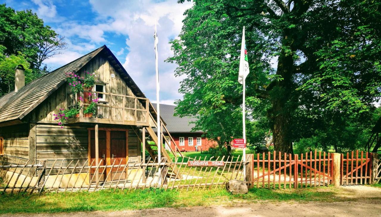 Vaerava Farm Hotel Pidula Exterior foto